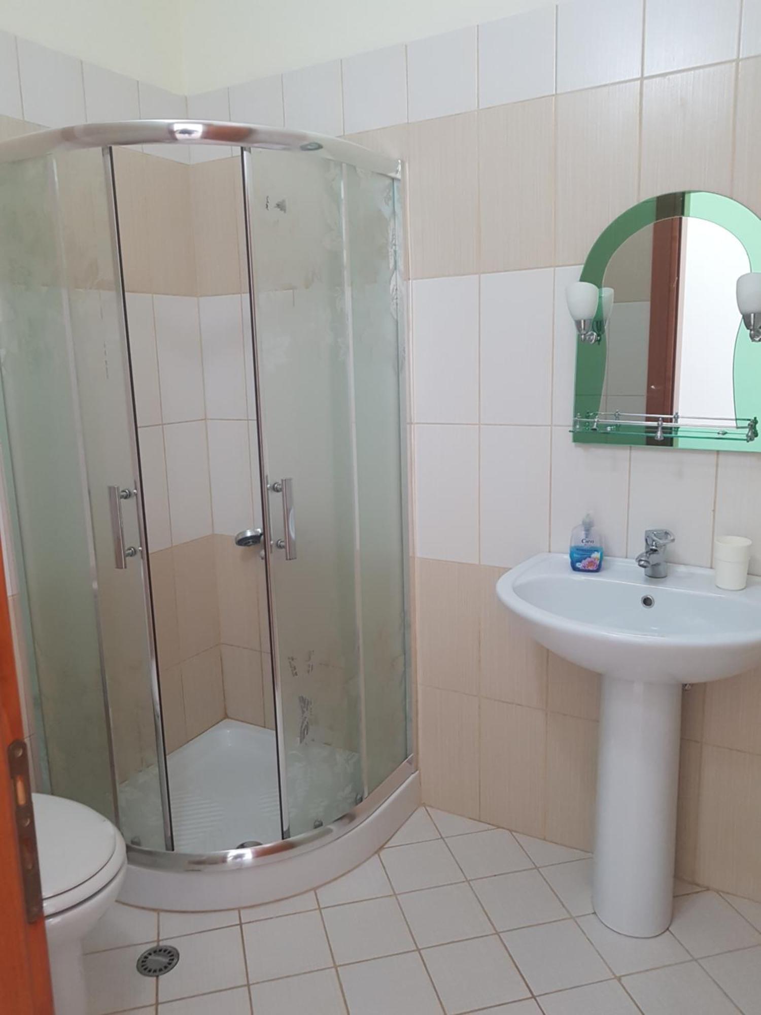 Olympian Rooms Dhërmi Buitenkant foto